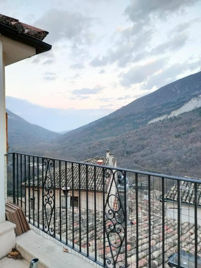 Casa Anversa Anversa Degli Abruzzi Екстер'єр фото